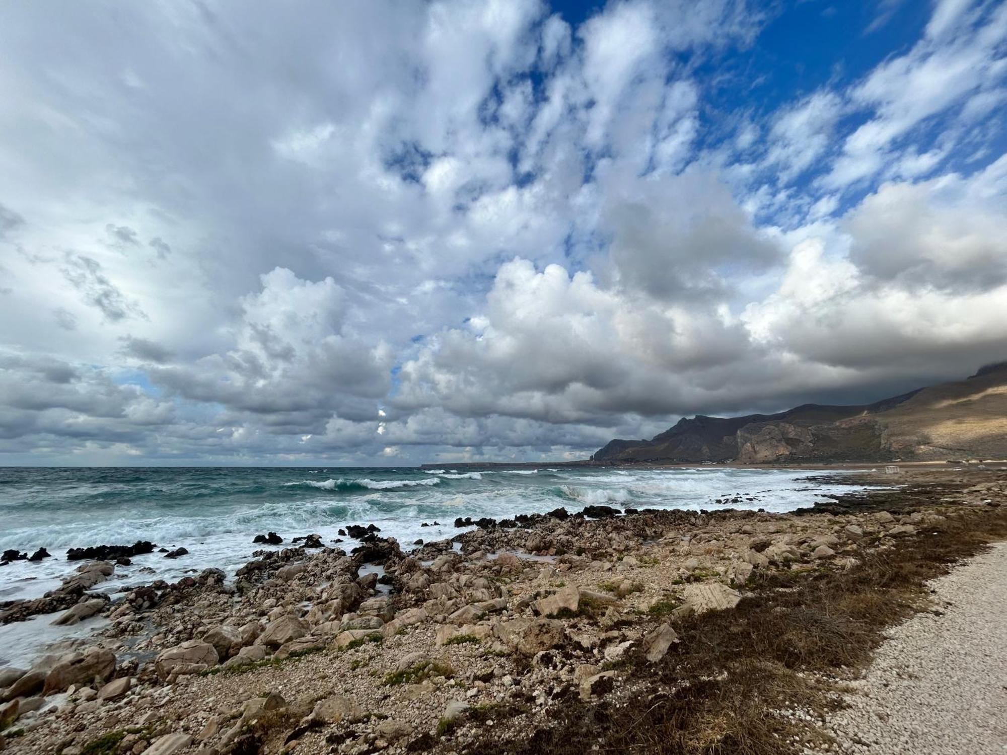 L'Oasi Una Pineta Sul Mare Custonaci Exterior foto